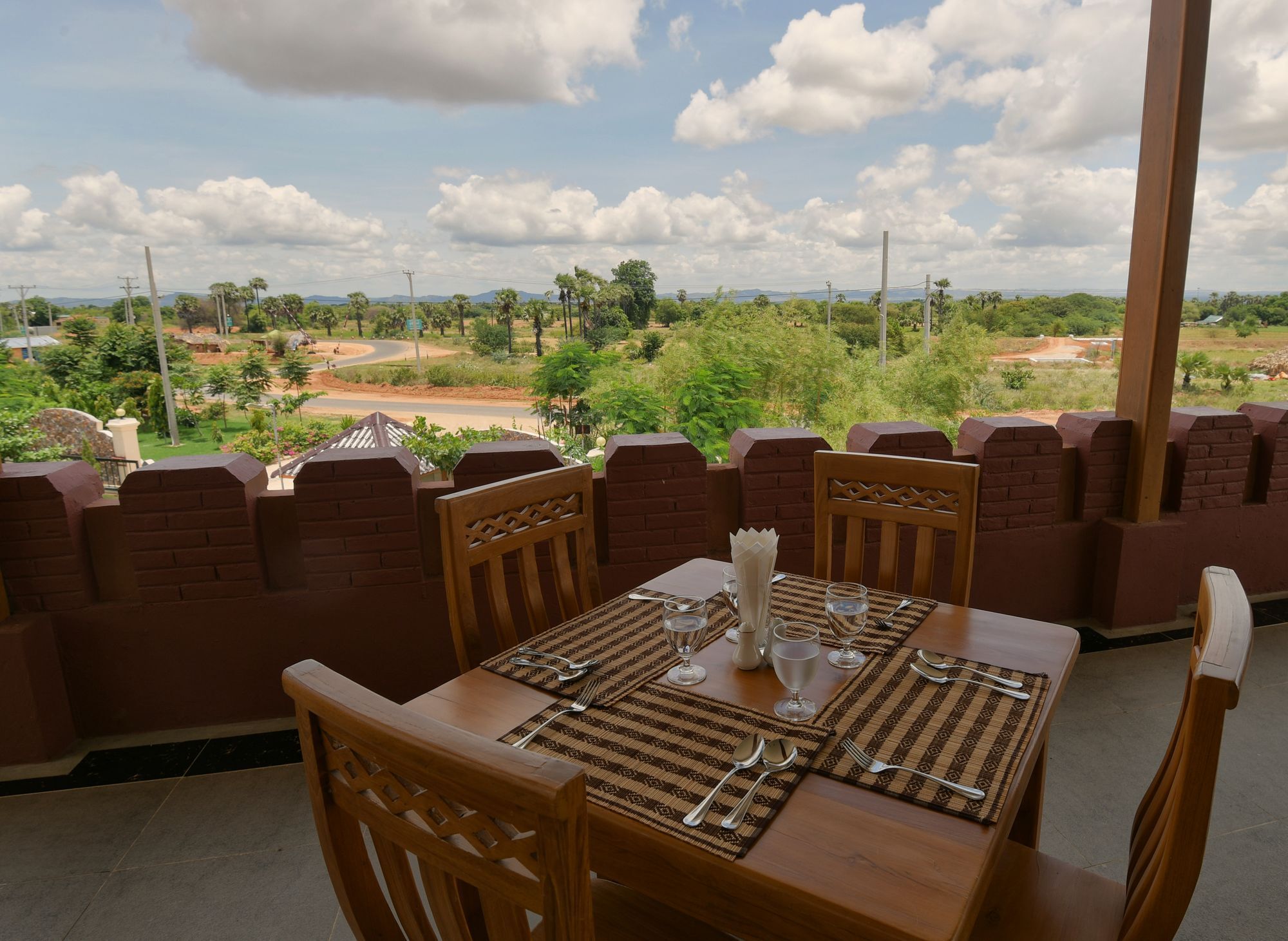 Bagan Emerald Hotel Nyaung-U Exterior photo